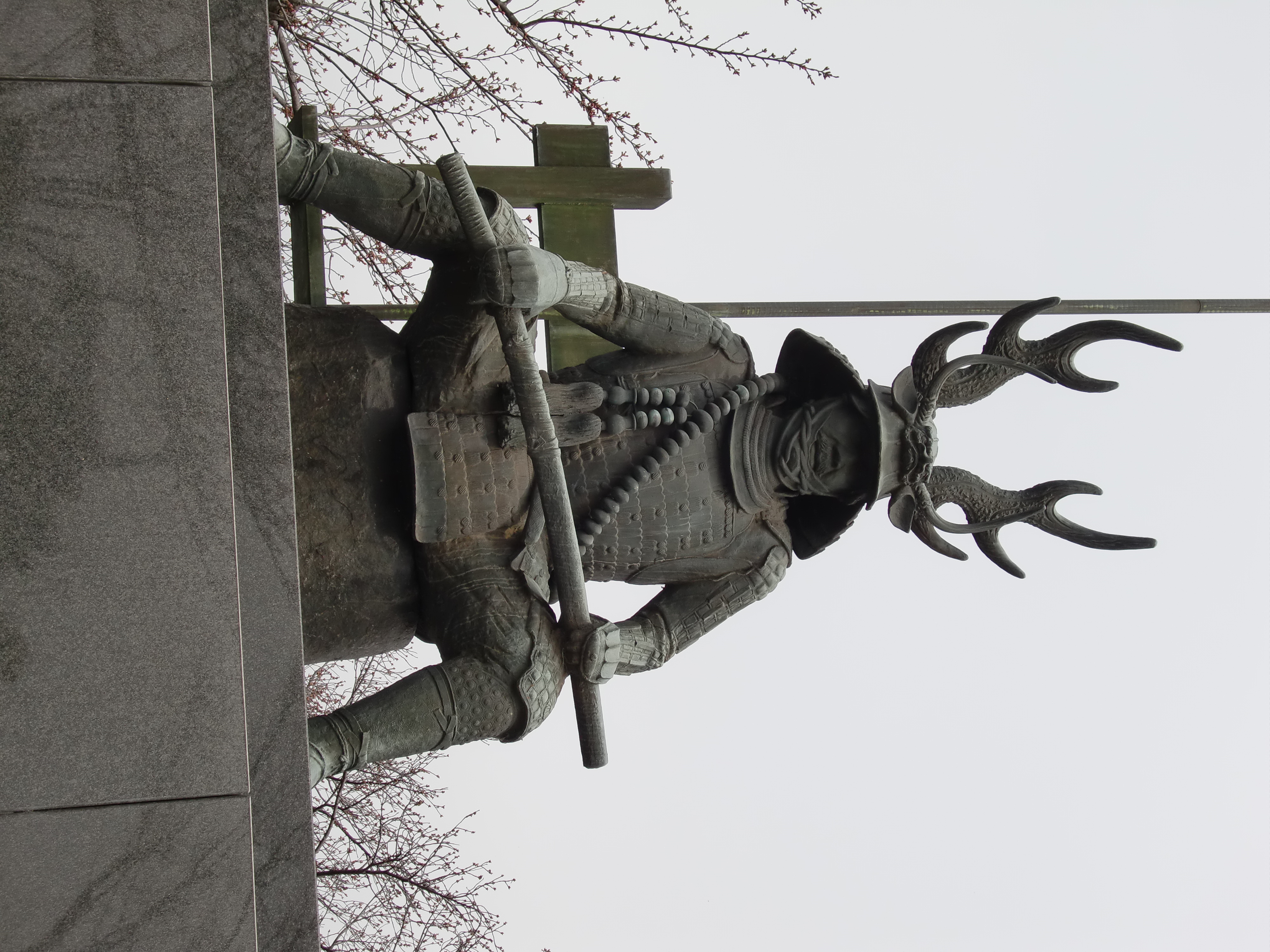 三重県桑名市の本多忠勝の銅像です